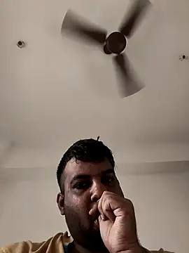 vinay smalldick online show from 11, 4, 2026