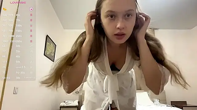 CharlynDini online show from 17, 9, 2025