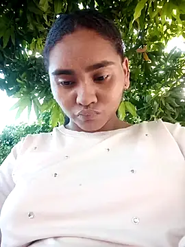 Lucy-Ferr online show from 5, 12, 2025