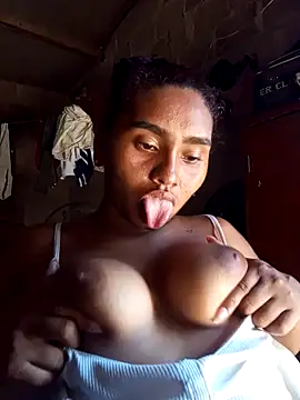 Lucy-Ferr online show from 19, 12, 2025