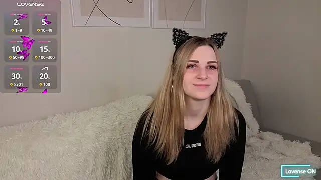 HelenMartines online show from 21, 3, 2026