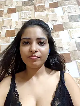 QUEEN-ADITI online show from 2, 10, 2025