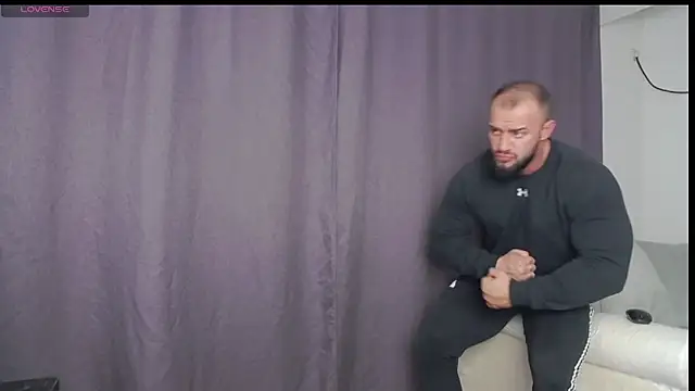 Snapshot of RickyMiami1 chatting on 14, 10, 2025 RickyMiami1 online show from 14, 10, 2025