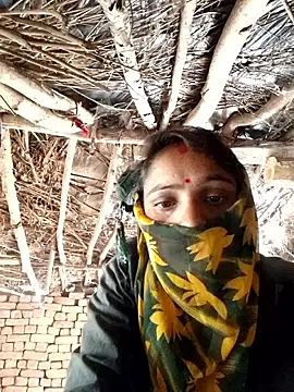 Snapshot of Priyanka_thakurr chatting on 3, 12, 2025 Priyanka thakurr online show from 3, 12, 2025