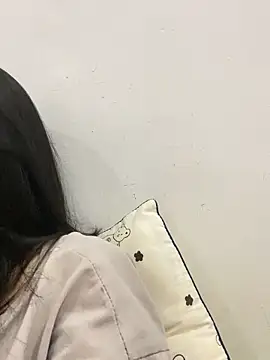 Mochi21 online show from 8, 10, 2025