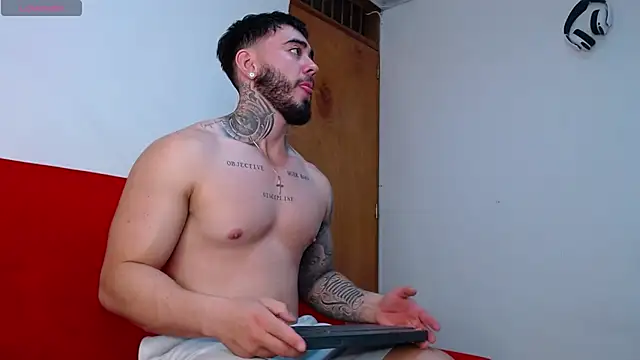 tommyblessd1 online show from 28, 9, 2025