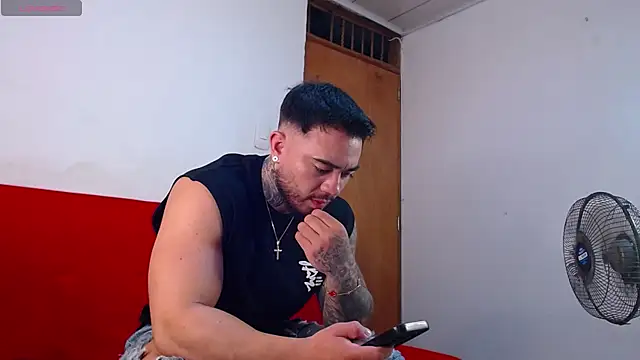 Snapshot of tommyblessd1 chatting on 15, 2, 2026 tommyblessd1 online show from 15, 2, 2026