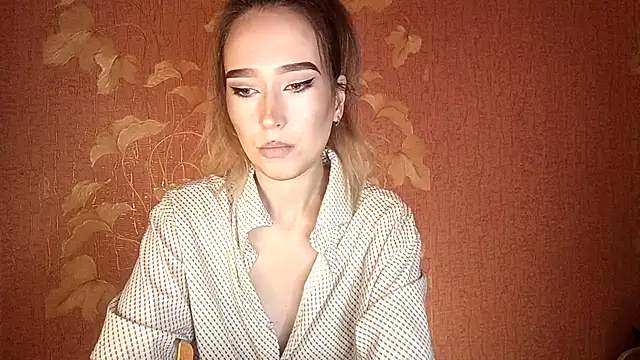 Snapshot of Awora_Wolf chatting on 20, 9, 2025 Awora Wolf online show from 20, 9, 2025