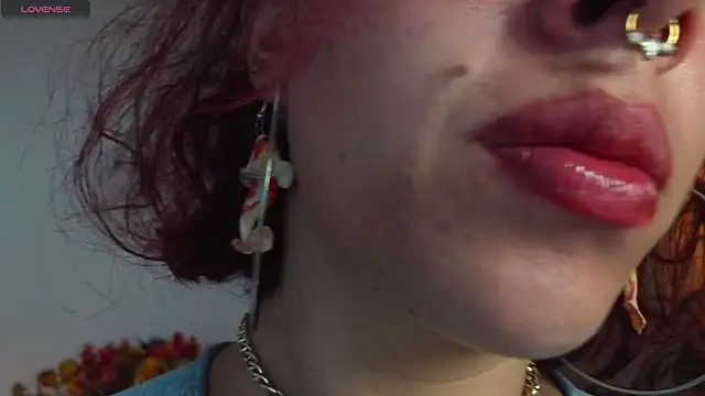 Snapshot of bri_von_dhara__ chatting on 3, 8, 2026 bri von dhara online show from 3, 8, 2026