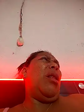 Naomi-Mature online show from 5, 2, 2026