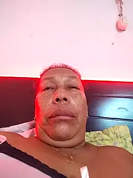 Naomi-Mature online show from 12, 2, 2026