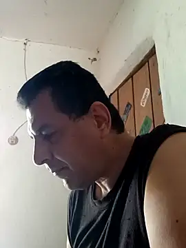 Snapshot of voyerista50 chatting on 21, 10, 2025 voyerista50 online show from 21, 10, 2025