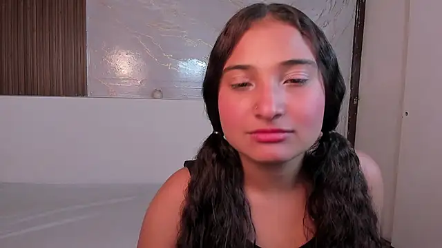 BellaSky4 online show from 4, 10, 2025