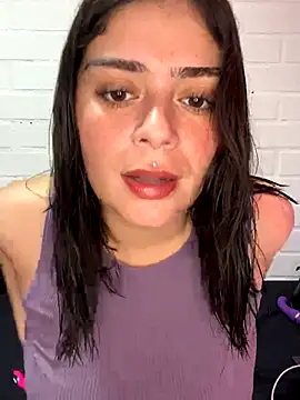 cami lorena online show from 29, 9, 2025