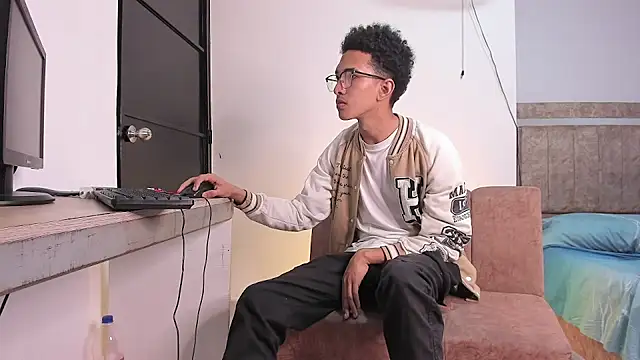 Cj davis  online show from 8, 10, 2025