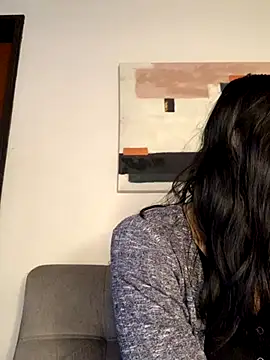 KloePink  online show from 8, 10, 2025