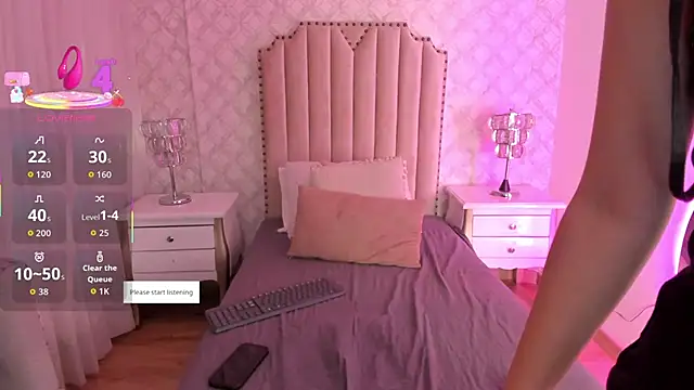 Snapshot of SkinnyGirl_28 chatting on 17, 2, 2026 SkinnyGirl 28 online show from 17, 2, 2026