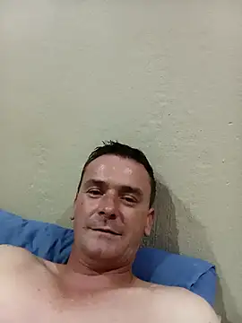 Snapshot of Rudie1 chatting on 5, 11, 2025 Rudie1 online show from 5, 11, 2025