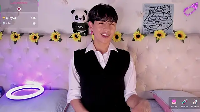 Snapshot of AleAurarashi chatting on 3, 2, 2026 AleAurarashi online show from 3, 2, 2026