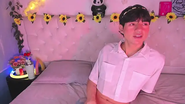 Snapshot of AleAurarashi chatting on 20, 2, 2026 AleAurarashi online show from 20, 2, 2026