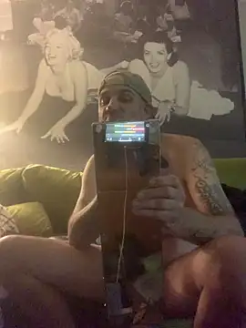 Hothotboyg online show from 15, 2, 2026