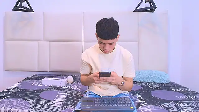 aron twink66 online show from 21, 9, 2025