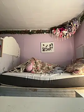 imawhorenslut19 online show from 1, 5, 2026