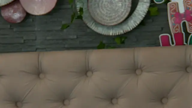 VannyFoxx online show from 6, 1, 2026