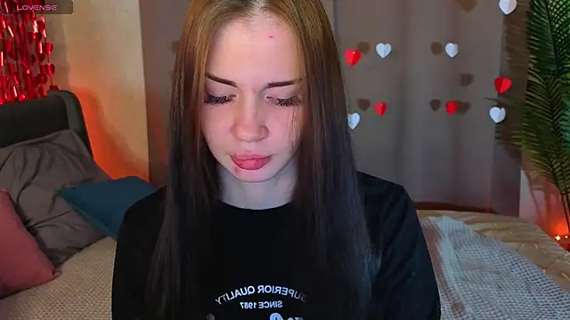 Snapshot of Jennie_Hunter chatting on 7, 2, 2026 Jennie Hunter online show from 7, 2, 2026