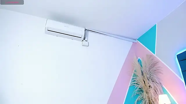 mara winters  online show from 21, 12, 2025