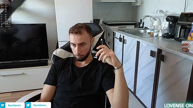 RyanStorm  online show from 16, 10, 2025