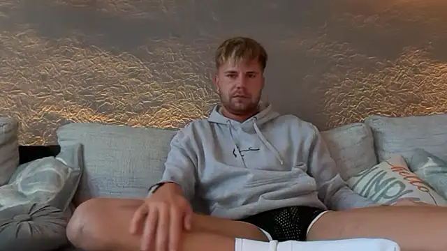 Snapshot of RioBlaze chatting on 18, 9, 2025 RioBlaze online show from 18, 9, 2025