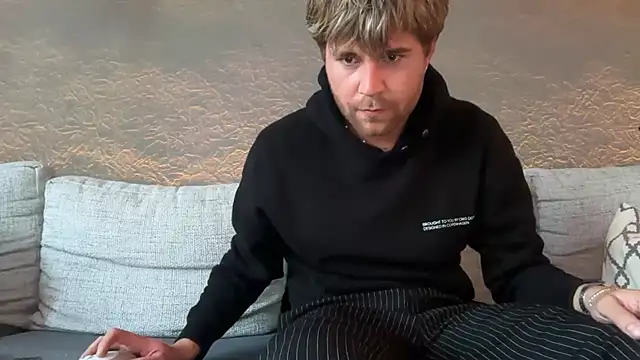 Snapshot of RioBlaze chatting on 26, 3, 2026 RioBlaze online show from 26, 3, 2026