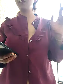 Love birdss69 online show from 28, 10, 2025