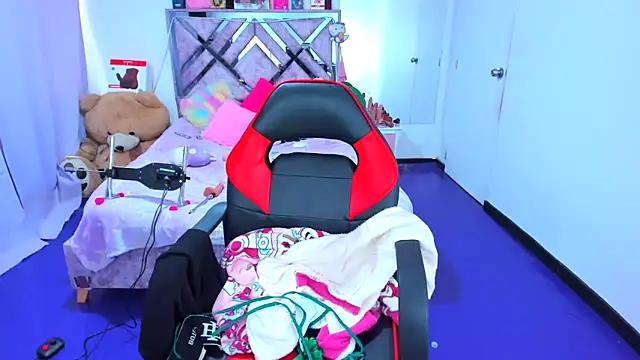 Snapshot of Luna_Analya chatting on 18, 3, 2026 Luna Analya online show from 18, 3, 2026