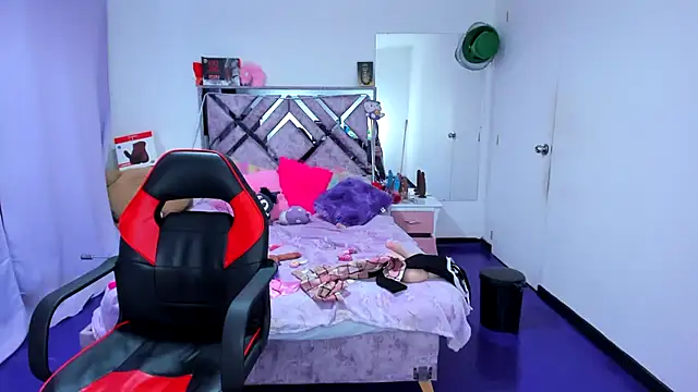 Snapshot of Luna_Analya chatting on 1, 4, 2026 Luna Analya online show from 1, 4, 2026