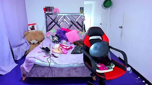 Snapshot of Luna_Analya chatting on 6, 4, 2026 Luna Analya online show from 6, 4, 2026