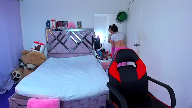 Snapshot of Luna_Analya chatting on 16, 4, 2026 Luna Analya online show from 16, 4, 2026