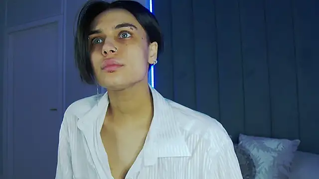 VioletAsh online show from 13, 10, 2025