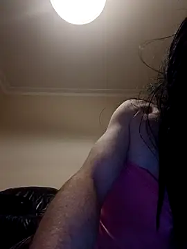 SubBottCrossdresser online show from 13, 5, 2026