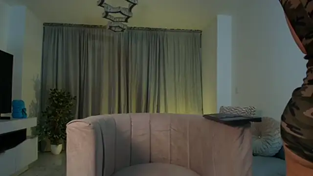 Evellyn clair1 online show from 14, 7, 2026