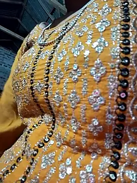 Snapshot of maya-Couple19 chatting on 11, 9, 2025 maya-Couple19 online show from 11, 9, 2025