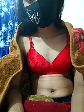 Snapshot of maya-Couple19 chatting on 6, 1, 2026 maya-Couple19 online show from 6, 1, 2026