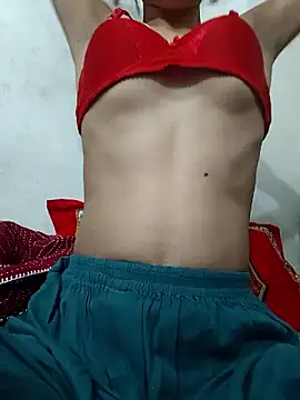 Snapshot of maya-Couple19 chatting on 1, 2, 2026 maya-Couple19 online show from 1, 2, 2026