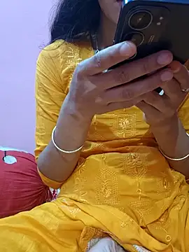 maya-Couple19 online show from 5, 3, 2026