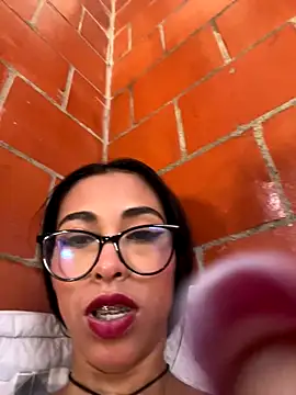 Emma  cumlovee online show from 22, 11, 2025