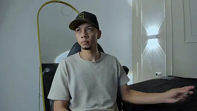 Snapshot of DustinandJordan chatting on 2, 3, 2026 DustinandJordan online show from 2, 3, 2026