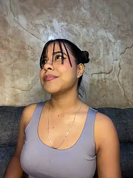 Snapshot of Kendra_C chatting on 4, 2, 2026 Kendra C online show from 4, 2, 2026