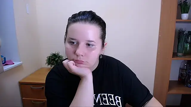 Snapshot of Mina_sky_ chatting on 9, 9, 2025 Mina sky online show from 9, 9, 2025