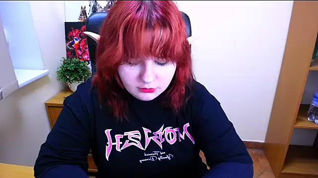 Snapshot of Mina_sky_ chatting on 21, 10, 2025 Mina sky online show from 21, 10, 2025